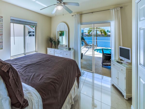 Cape Coral Home 986552