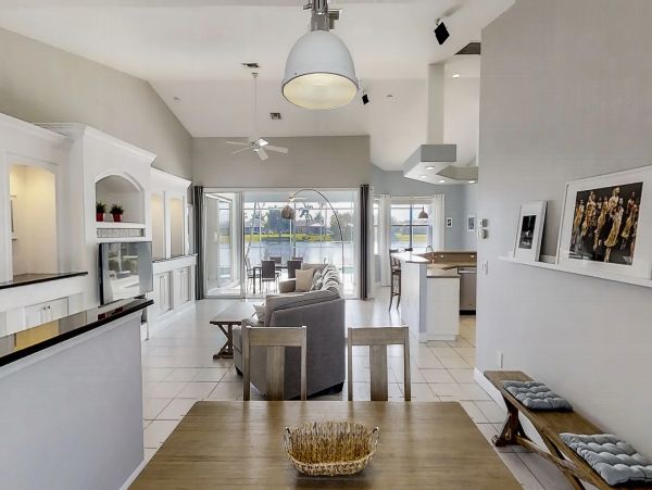 Cape Coral Home 986555