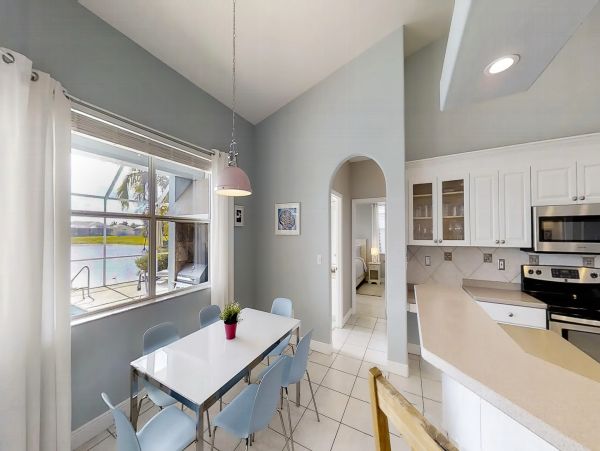 Cape Coral Home 986555