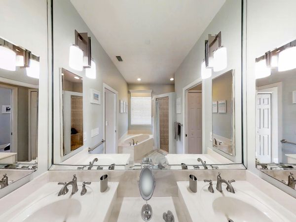Cape Coral Home 986555