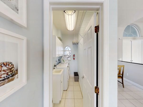 Cape Coral Home 986555