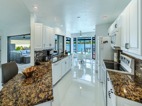 Cape Coral Home 986556