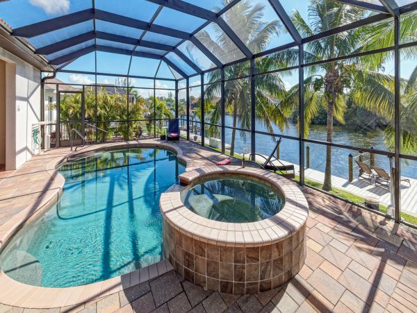 Cape Coral Home 986557