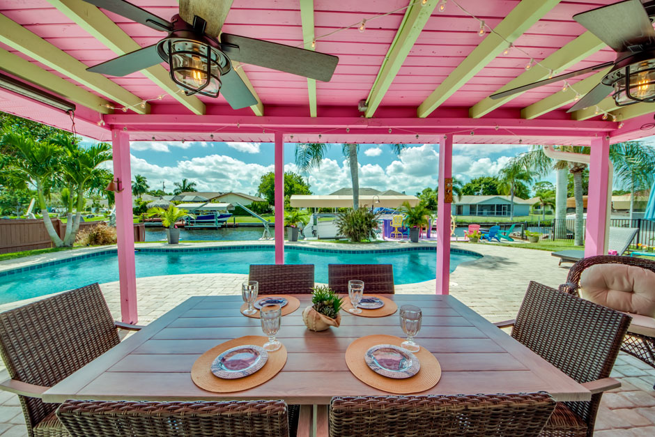 Gorgeous 2 Bedroom Cape Coral Waterfront Vacation Rental with Pool & Dock
