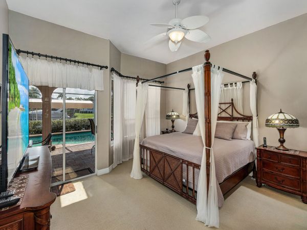 Cape Coral Home 986566