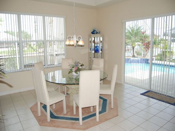 Cape Coral Home 986570