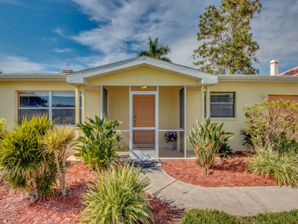 Cape Coral Home 986574