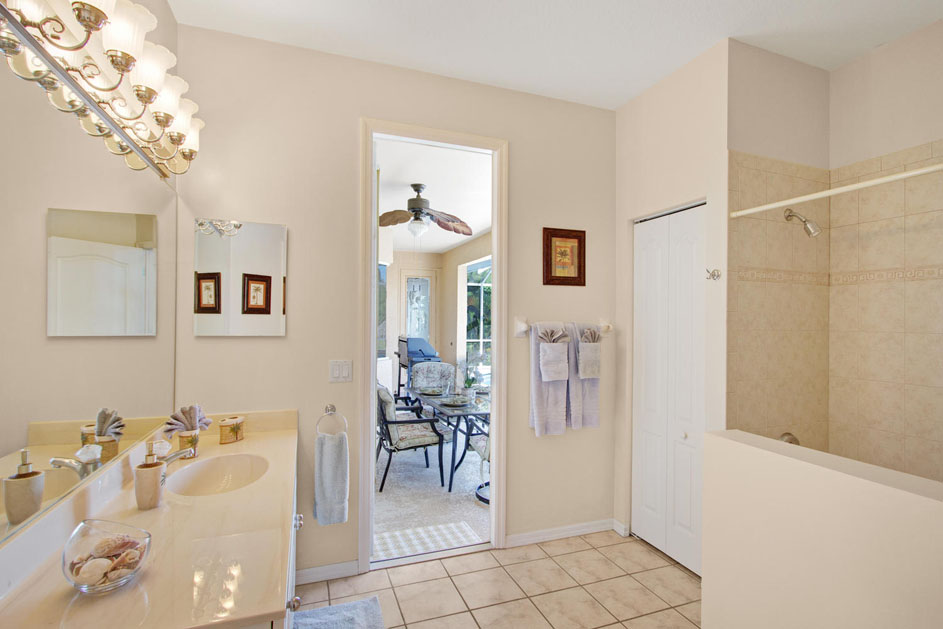 Cape Coral Home 986576
