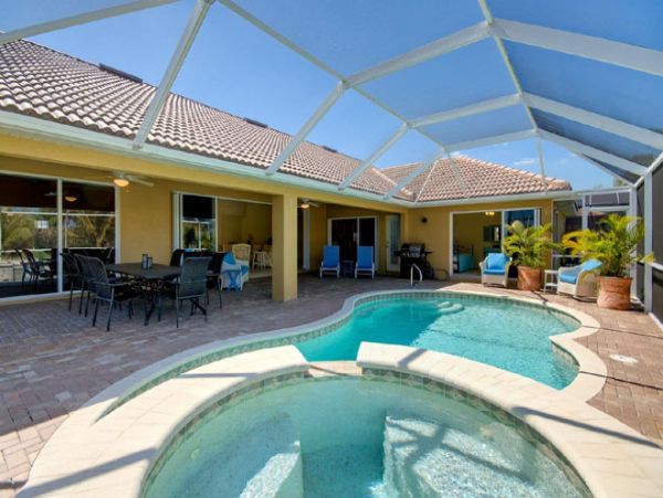 Canalfront Four Bedroom Rental Home in Cape Coral
