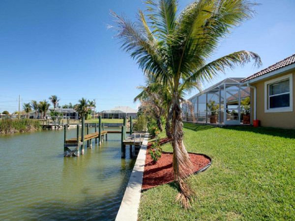 Canalfront Four Bedroom Rental Home in Cape Coral