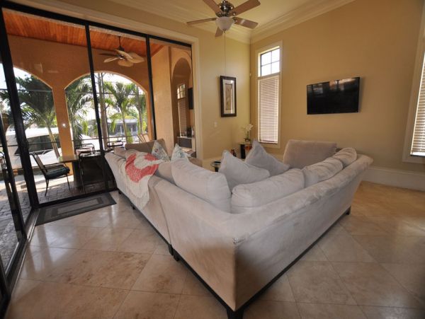 Cape Coral Home 986582