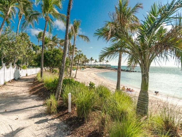The Florida Keys Home 986594