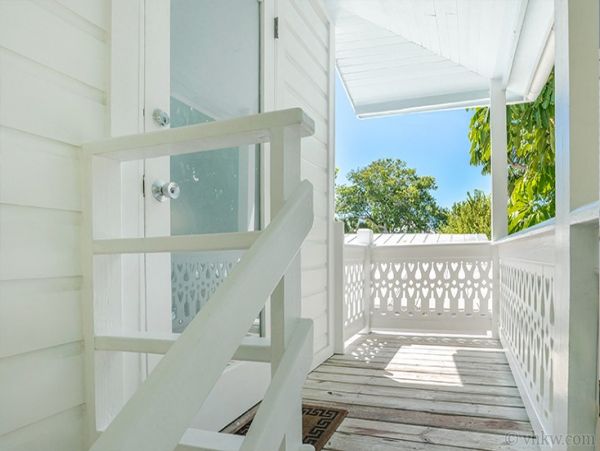 Beautiful Chic Oasis