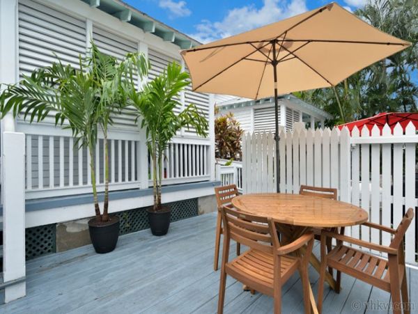 Walk to Beach Vacation Home Four Bedroom