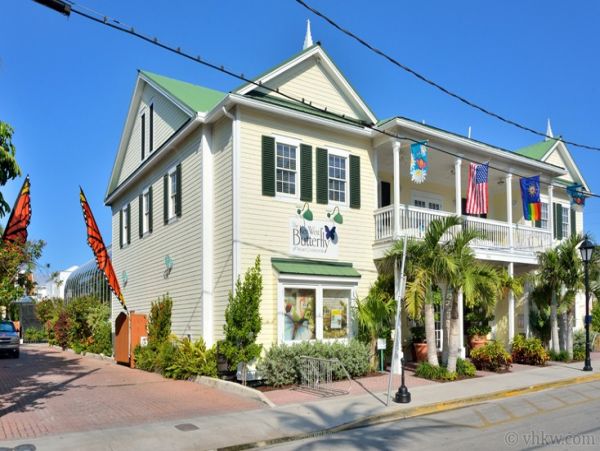 Walk to Beach Vacation Home Four Bedroom
