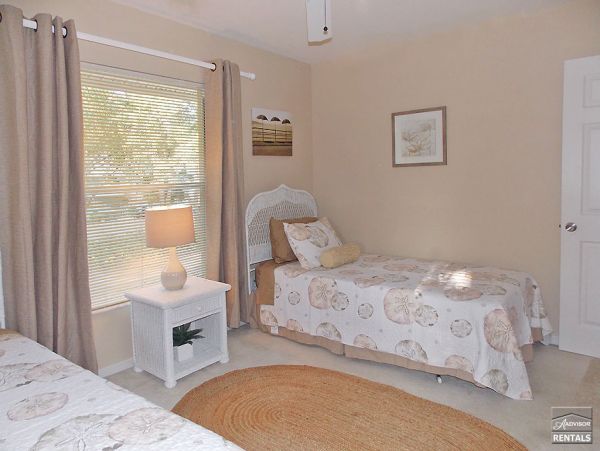 Naples Condo 986779