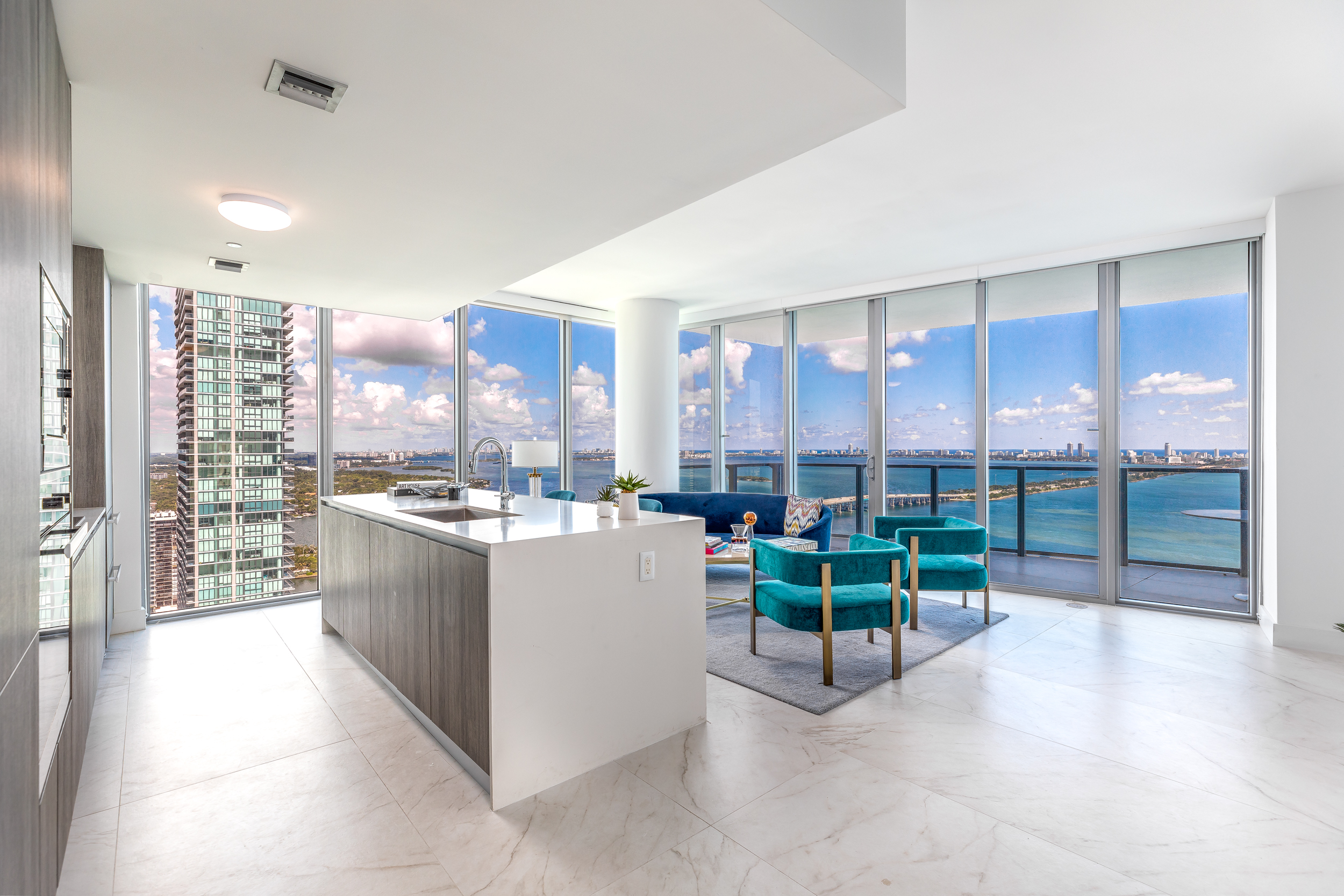 Miami Beach Condo 986796