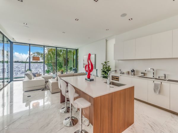 Miami Beach Home 986800