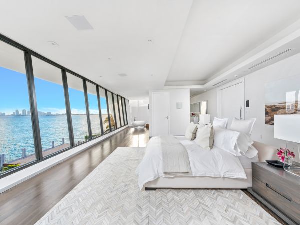 Miami Beach Home 986801