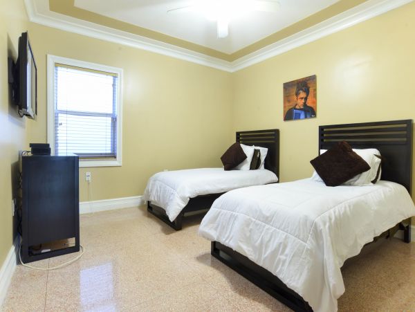 Miami Beach Home 986813