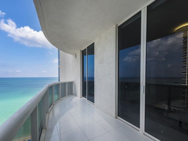 Miami Beach Condo 986818