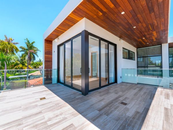Miami Beach Home 986823