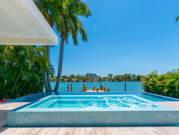 Miami Beach Home 986823