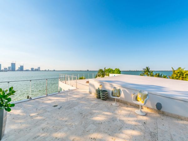 Miami Beach Home 986828