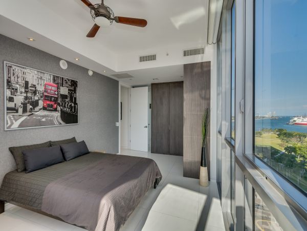 Miami Beach Condo 986833