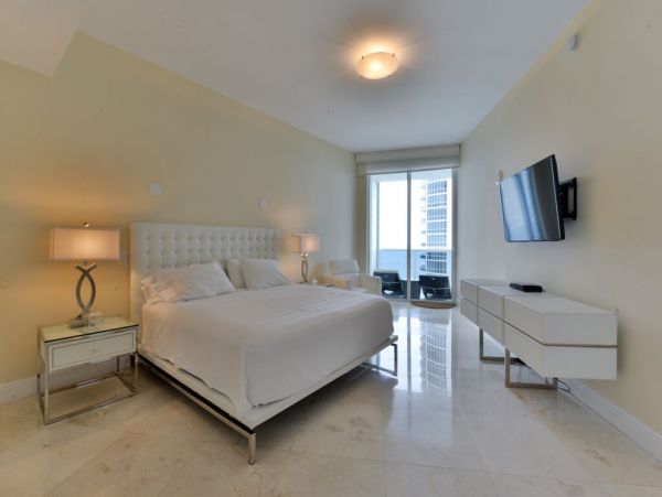 Miami Beach Condo 986834