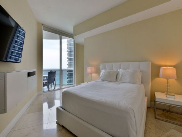 Miami Beach Condo 986834