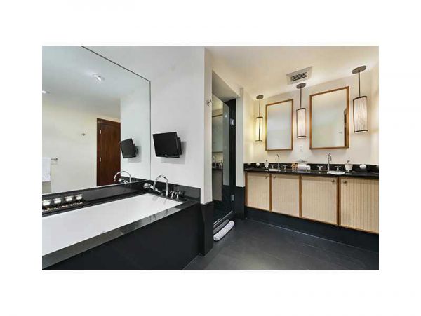 Miami Beach Condo 986835