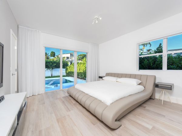 Miami Beach Home 986843