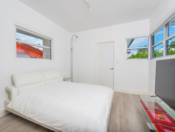 Miami Beach Home 986843