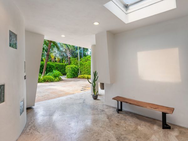 Miami Beach Home 986844