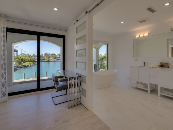Miami Beach Home 986845