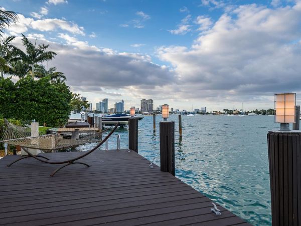 Miami Beach Home 986847