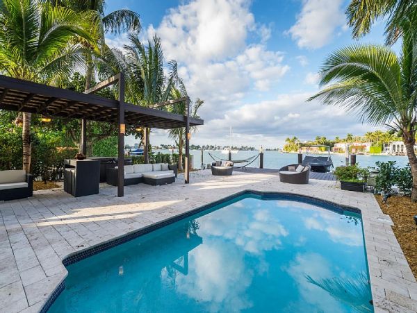 Miami Beach Home 986847