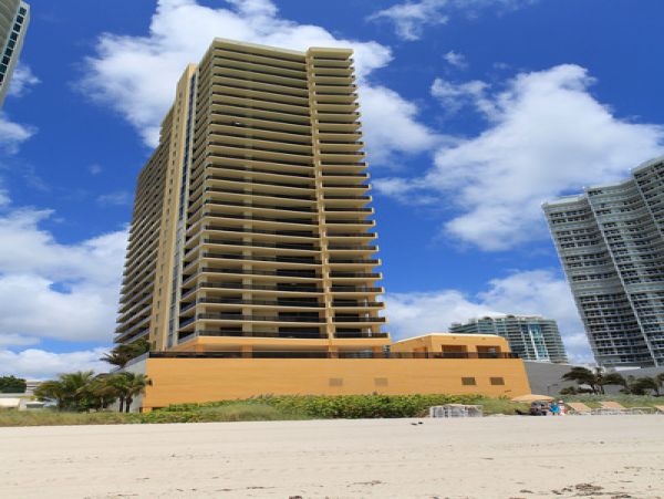 Miami Beach Condo 986873