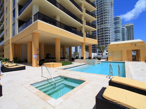 Miami Beach Condo 986873