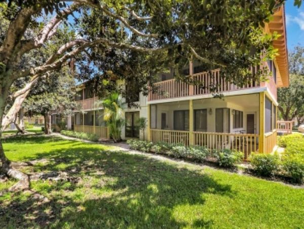Palm Beach Condo 986926
