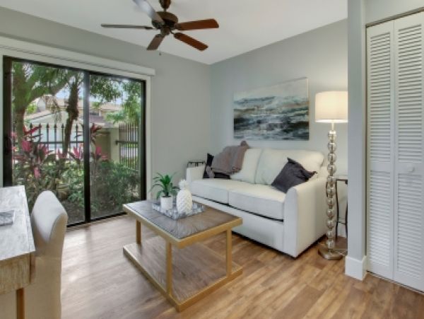 Palm Beach Home 986947