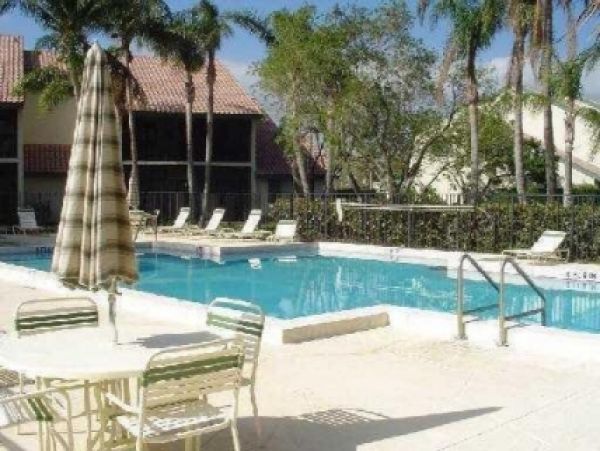 Palm Beach Condo 987005