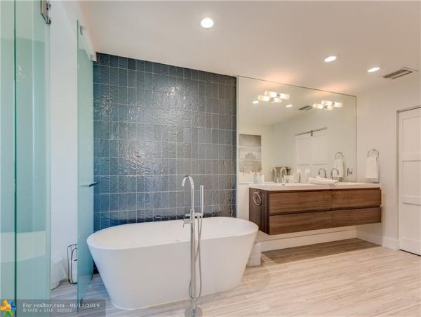 Pompano Beach Home 987023