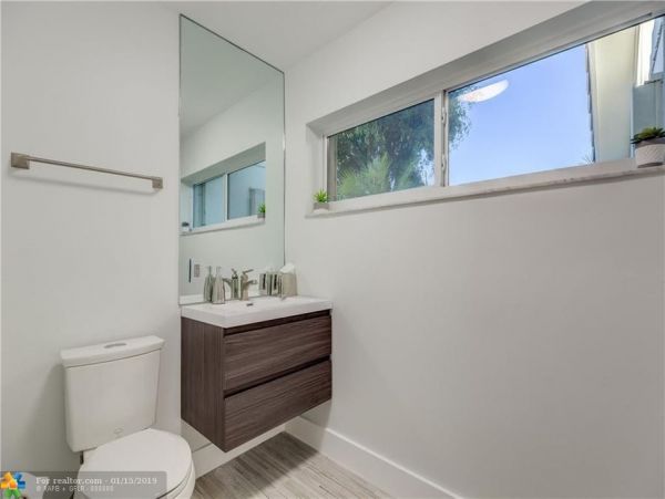 Pompano Beach Home 987023
