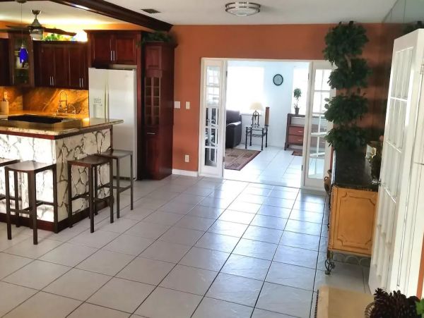 Fort Lauderdale Home 987028