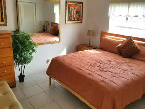 Fort Lauderdale Home 987028