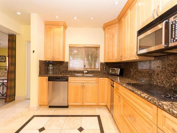 Fort Lauderdale Home 987034