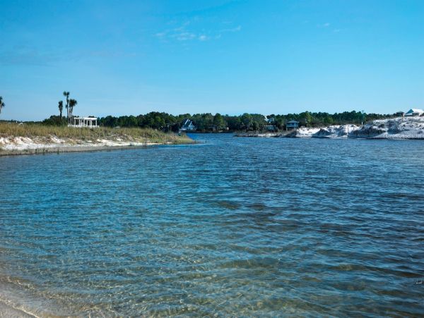Santa Rosa Beach 7 Bedroom Lake View Vacation Home
