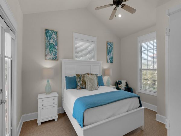 Santa Rosa Beach 7 Bedroom Lake View Vacation Home